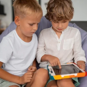 Nuevas herramientas para derribar barreras: Recibimos la donación de iPads de Be Call Group